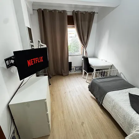 Single Near Lisbon & Sintra *