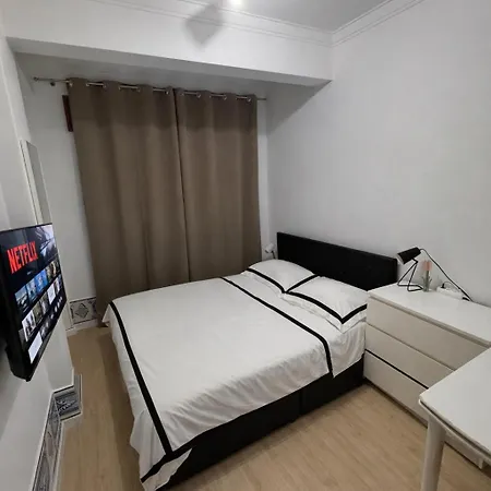 ホームステイ Double Room Near Sintra & Lisbon *